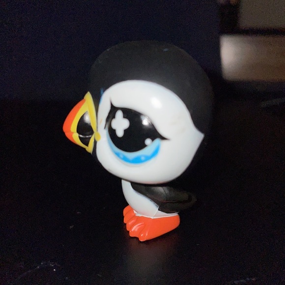 Littlest Pet Shop LPS #654 Black White Puffin Bird Arctic Winter - Picture 4 of 5